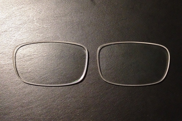 余っていたメガネのレンズ